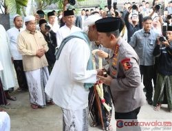 Kapolri Silaturahmi ke Ponpes Al-Hamidy Banyuanyar, Tekankan Sinergitas dan Persatuan