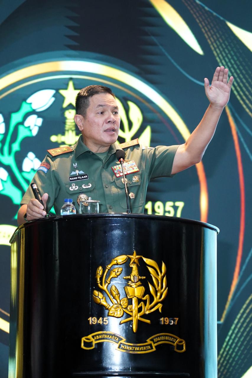 Gubernur Akmil Berikan Pembekalan   kepada 713 Taruna Tingkat I/Pratar