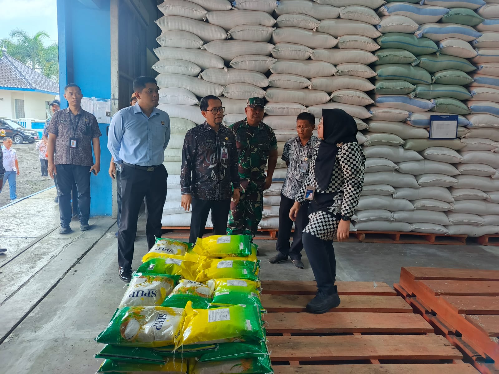 Kodim 0822 Dukung Penuh Sidak Terpadu, Pastikan Stok Pangan dan Energi Aman di Bondowoso