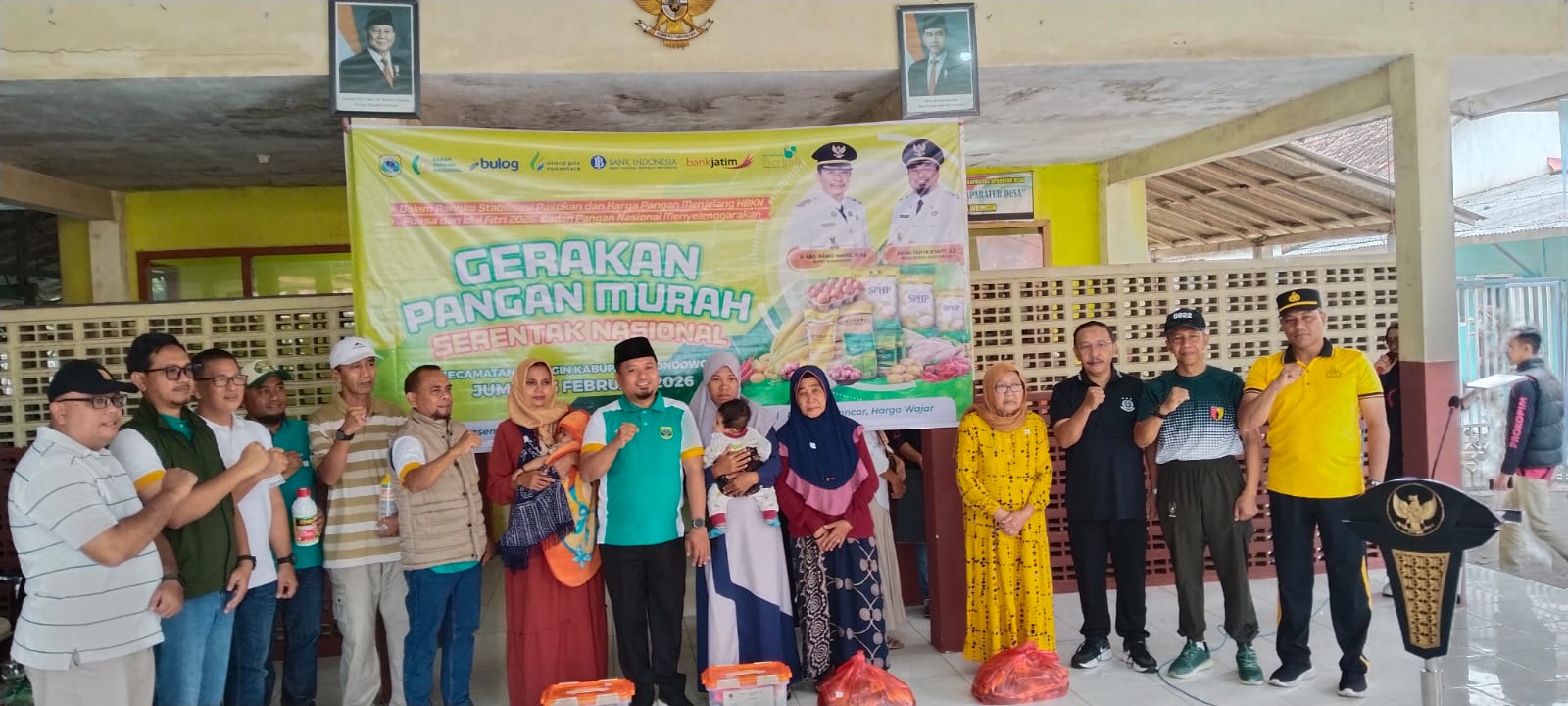 Sinergi TNI dan Pemda, Gerakan Pangan Murah Nasional di Wringin Disambut Antusias Warga